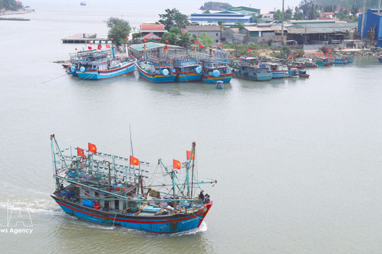 Nghe An addresses bottlenecks in fisheries surveillance infrastructure, vessels