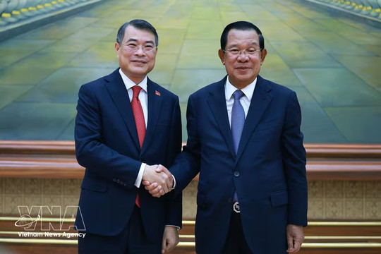 Prime Minister meets with Cambodian People's Party, Senate leader