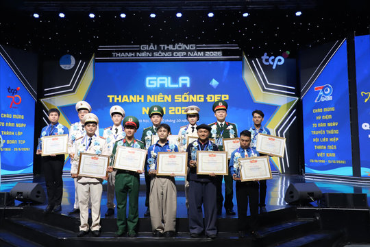 Tôn vinh 15 thanh niên sống đẹp, lan toả năng lượng tích cực cho cộng đồng