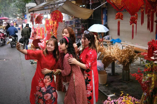 Bộ Nội vụ trình 3 phương án nghỉ Tết 2027