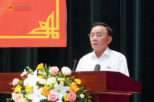 Thường trực Ban Bí thư Trần Cẩm Tú tiếp xúc cử tri tại Đà Nẵng