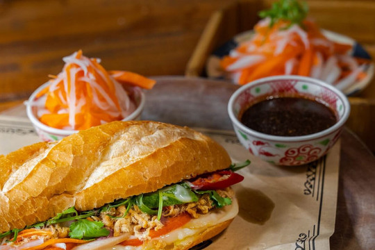 Bộ Y tế yêu cầu xử lý vụ nghi ngờ ngộ độc thực phẩm sau khi ăn bánh mì tại Quảng Ngãi