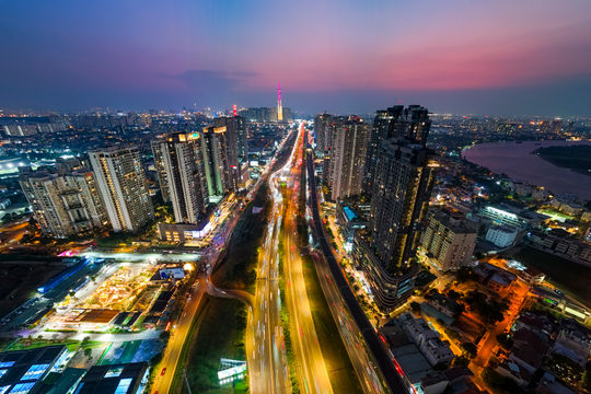 Từ “đạt chuẩn” đến “định chuẩn”: Nấc thang mới của năng lực cạnh tranh quốc gia