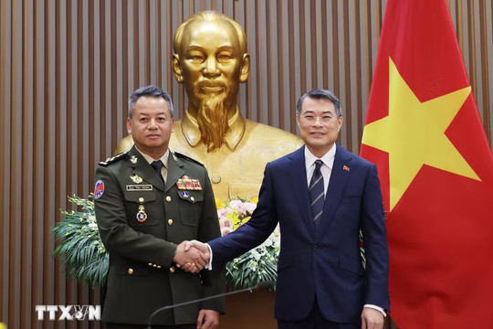 Thủ tướng Chính phủ Lê Minh Hưng tiếp Phó Thủ tướng, Bộ trưởng Quốc phòng Campuchia