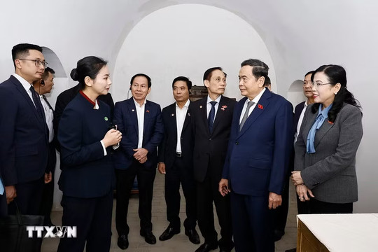Chủ tịch Quốc hội Trần Thanh Mẫn thăm di tích lịch sử cách mạng tại Trung Quốc