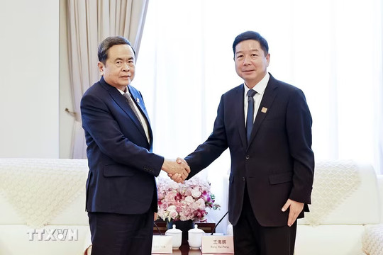 Chủ tịch Quốc hội Trần Thanh Mẫn tiếp Bí thư Thành ủy Diên An Vương Hải Bằng