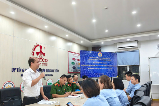 Xây dựng “lá chắn” số bảo vệ người lao động
