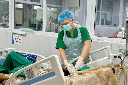 Người đàn ông vàng da kéo dài, phát hiện mắc sốt rét nguy hiểm