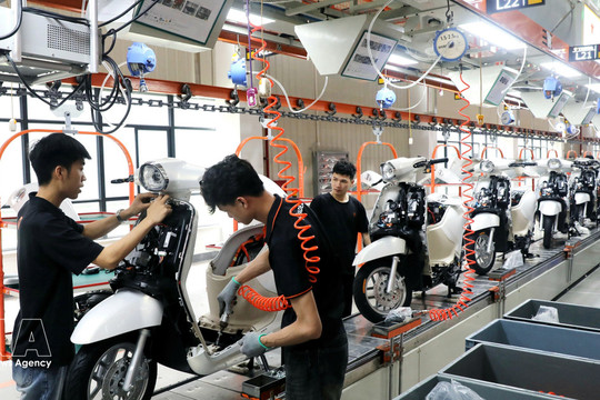 Vietnam ties FDI incentives to local supplier commitments