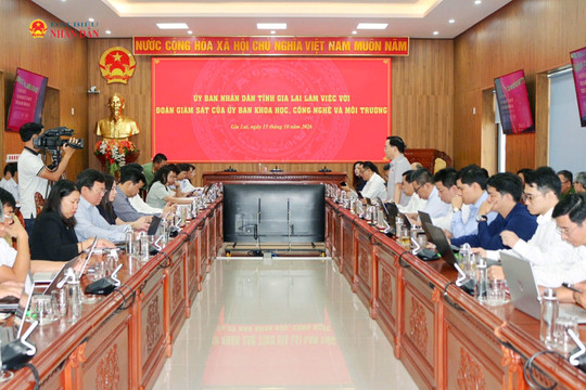 Đoàn giám sát của Ủy ban Khoa học, Công nghệ và Môi trường làm việc với UBND tỉnh Gia Lai