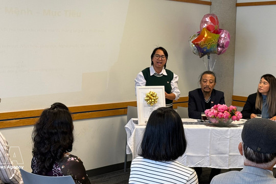 Resolution helps harness resources of Vietnamese community in Canada