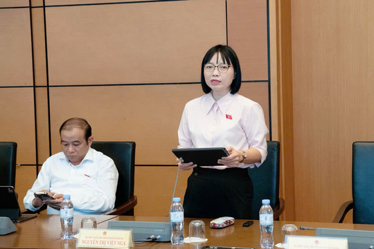 Bảo đảm thành quả tăng trưởng cải thiện thiết thực cuộc sống người dân
