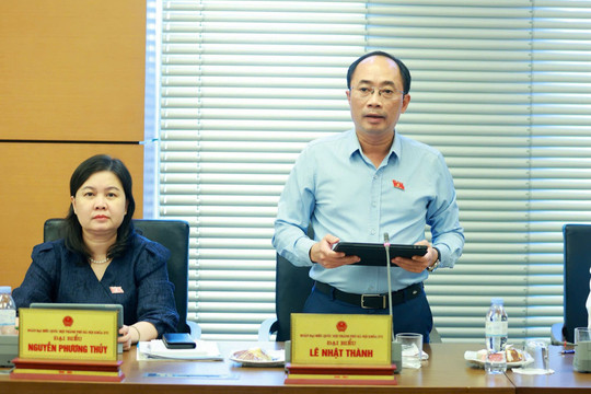 Đẩy nhanh giải ngân vốn đầu tư công, ưu tiên nguồn lực cho vùng khó khăn