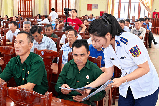 Cảnh sát biển Việt Nam: Đẩy mạnh tuyên truyền pháp luật, nâng cao ý thức chấp hành pháp luật
