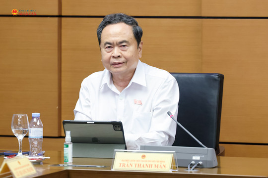 Chủ tịch Quốc hội Trần Thanh Mẫn: Ưu tiên xử lý những điểm nghẽn cấp bách về thủ tục đầu tư, giá điện, cơ chế mua bán điện trực tiếp
