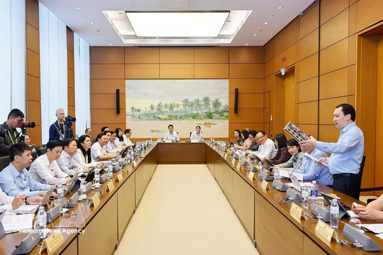 Intermediaries need to be eliminated to ensure reasonable medicine, medical equipment prices: PM