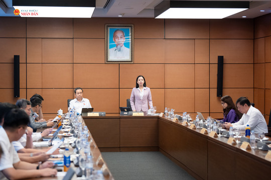 Không để khoảng trống pháp lý trong quản lý dịch vụ chăm sóc trẻ em
