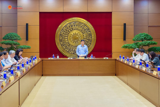 Đặt sức khỏe của người dân lên trên hết, trước hết
