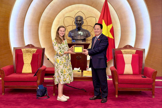 Đẩy mạnh hợp tác với Viện KAS trong công tác dân nguyện và giám sát
