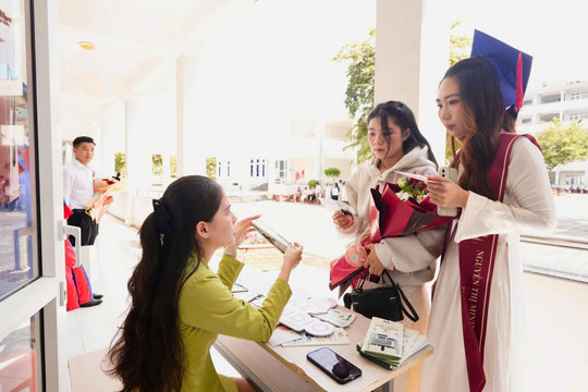 Sinh viên Trường đại học Kiên Giang được giới thiệu việc làm ngay trong ngày nhận bằng tốt nghiệp