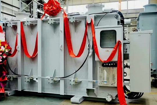 Quang Ninh firm exports first transformer shipment to the Philippines