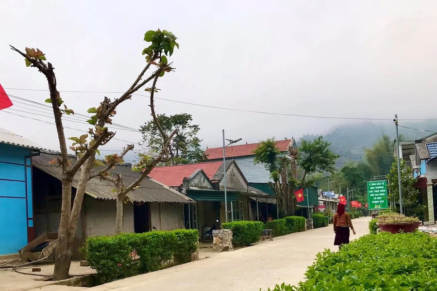 Nỗ lực cải thiện đời sống nhân dân nơi địa đầu Tổ quốc: Bài cuối: Chung tay “làm đẹp” những bản làng
