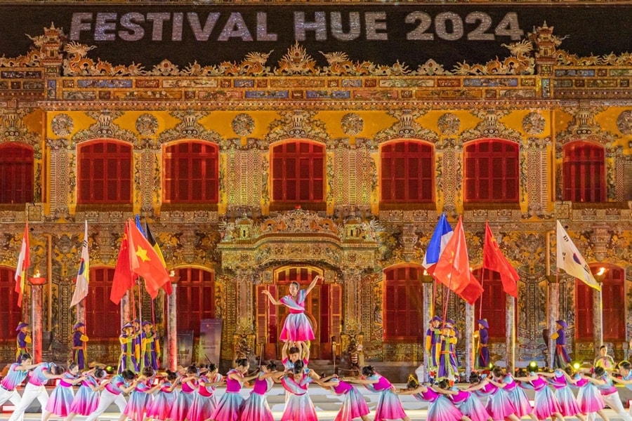 Bài 1: Di sản văn hóa hội tụ và hội nhập