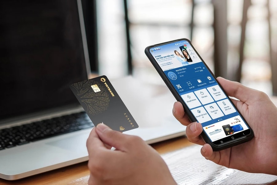 Giới trẻ "phải lòng" thẻ tín dụng Vietbank