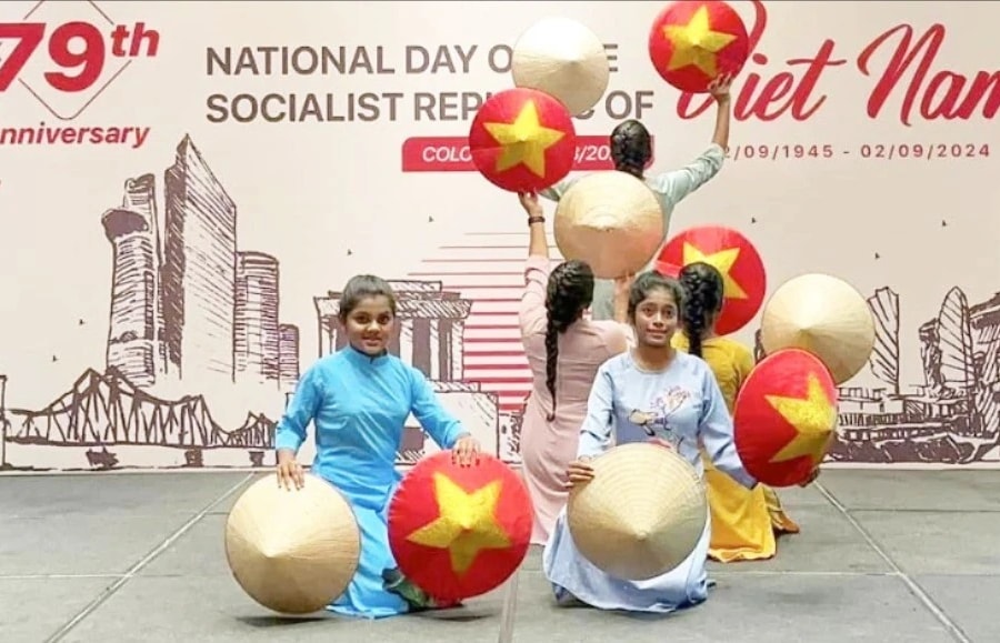 Lan tỏa văn hóa Việt trên quê hương Phật pháp