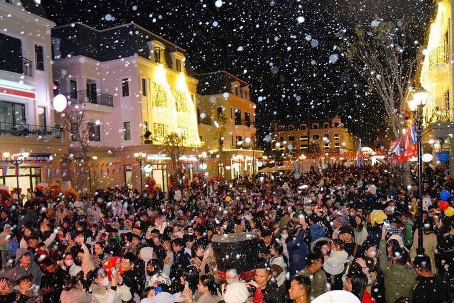 Tận hưởng “bữa tiệc” âm nhạc hoành tráng tại Vinhomes Golden Avenue