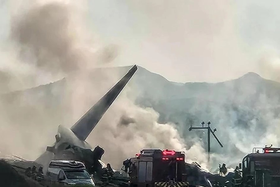 Tai nạn máy bay tại Hàn Quốc: Tìm thấy 2 hộp đen, xác nhận 174 người chết