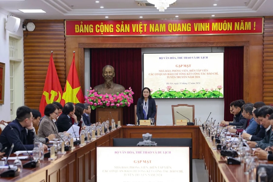 Năm 2025 tập trung thúc đẩy phát triển công nghiệp văn hóa
