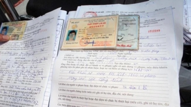 Cá nhân có được ủy quyền cho người khác ký biên bản vi phạm hành chính không?