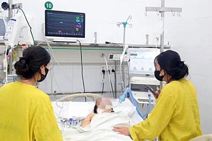 Một phụ nữ người Tày hiến tạng "hồi sinh" 4 cuộc đời