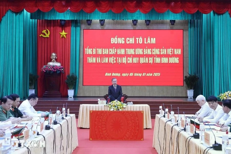 Tổng Bí thư Tô Lâm thăm và làm việc tại Bộ Chỉ huy quân sự tỉnh Bình Dương