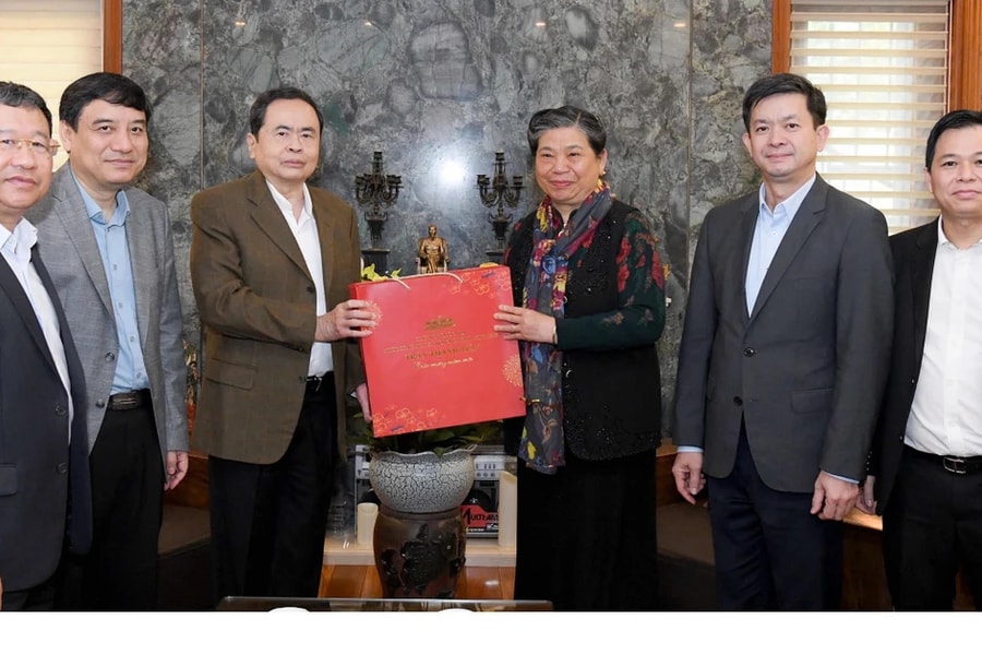 Chủ tịch Quốc hội Trần Thanh Mẫn thăm, tri ân nguyên Lãnh đạo Đảng, Nhà nước