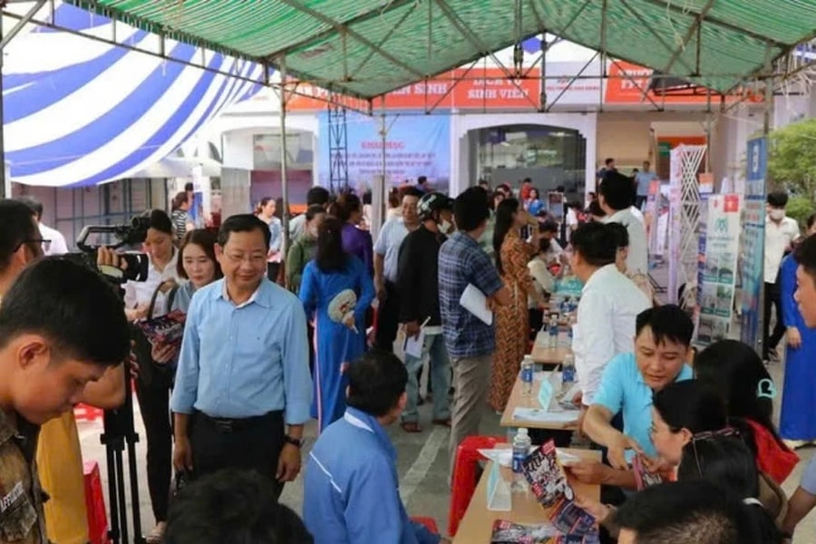 Cà Mau sẽ thêm nhiều chính sách hỗ trợ lao động đi làm việc nước ngoài 