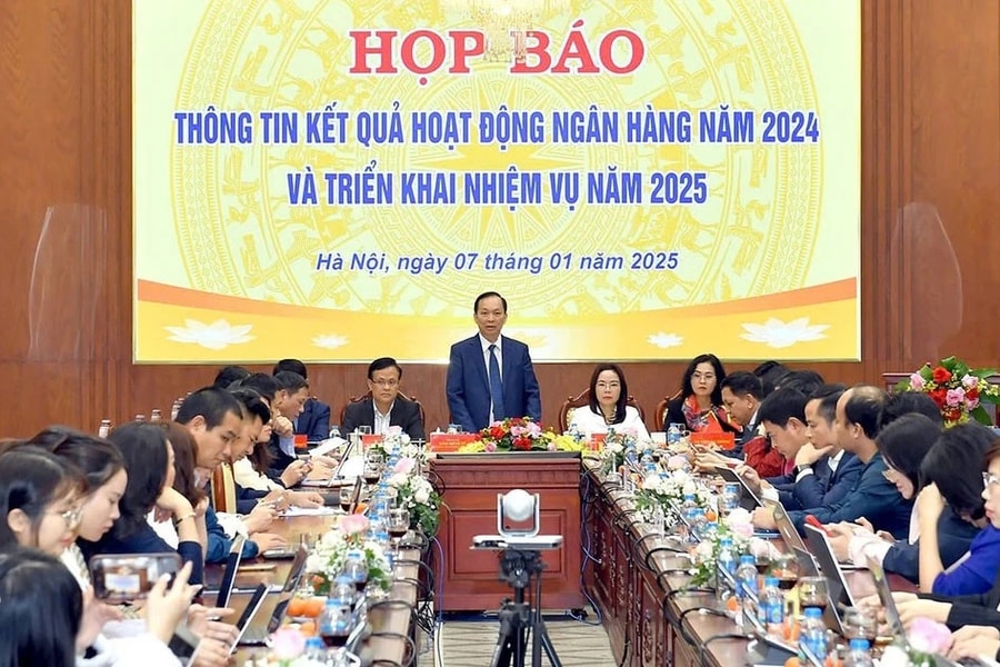 Định hướng tín dụng năm 2025 tăng 16%
