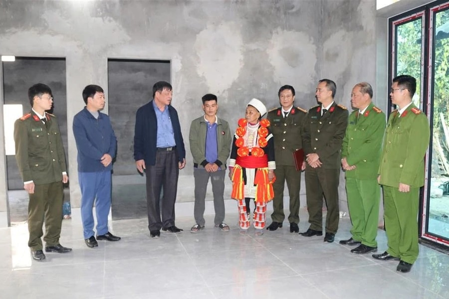 Công an tỉnh Tuyên Quang thiết thực chung tay vì người nghèo