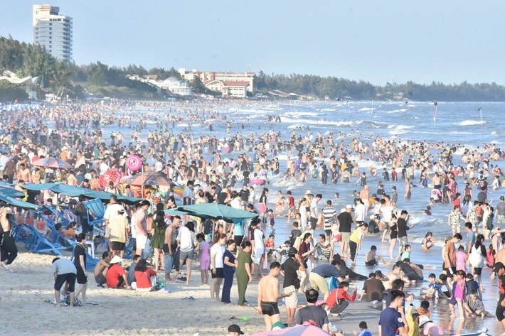 Bà Rịa - Vũng Tàu: Du lịch bứt tốc hai con số, đặt mục tiêu 18 triệu khách năm 2025