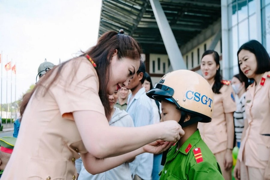 TP. Hồ Chí Minh: Công an TP. Thủ Đức chăm lo Tết sớm cho hơn 300 bệnh nhi ung thư