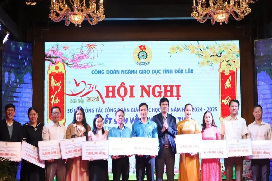Công đoàn ngành giáo dục Đắk Lắk chăm lo, hỗ trợ đoàn viên, người lao động có hoàn cảnh khó khăn