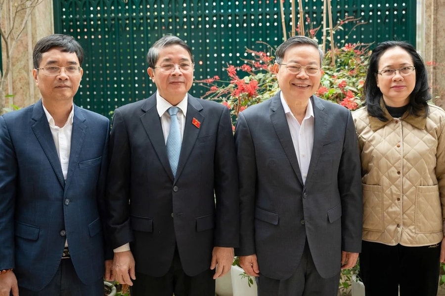 Phó Chủ tịch Quốc hội Nguyễn Đức Hải thăm, chúc Tết các nguyên lãnh đạo Đảng, Nhà nước