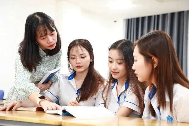 TP. Hồ Chí Minh: Thưởng tết giảng viên bằng hoặc cao hơn năm trước