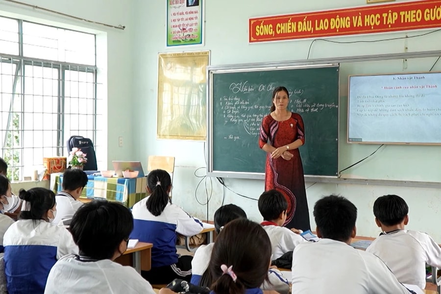 Sở Nội vụ Đắk Lắk đôn đốc các đơn vị thực hiện chế độ tiền thưởng cho giáo viên theo Nghị định 73
