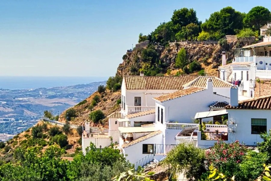 Tây Ban Nha dự kiến đánh đánh thuế 100% đối với người nước ngoài mua nhà