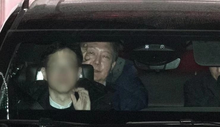 Hàn Quốc: Tổng thống Yoon Suk-yeol từ chối hợp tác thẩm vấn