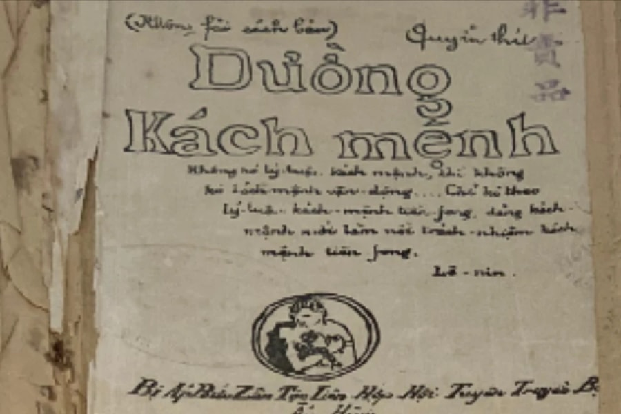Trưng bày Bảo vật quốc gia “Đường kách mệnh”