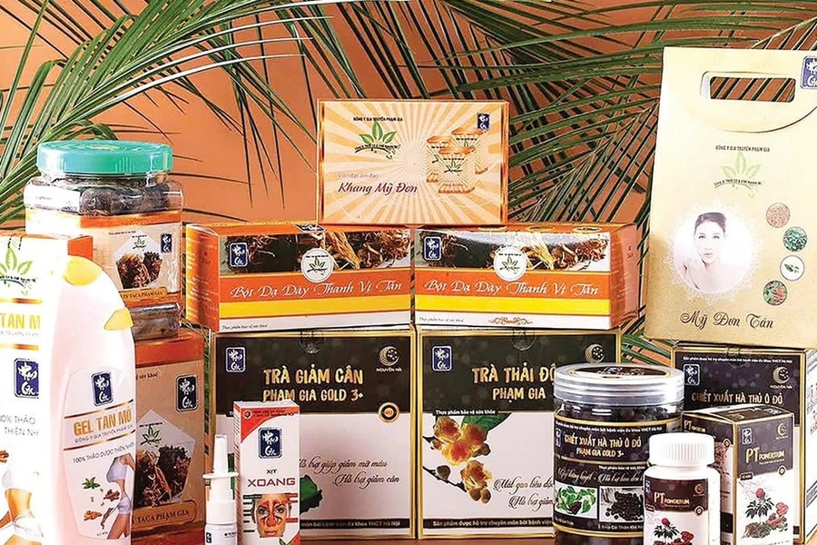 Đưa thuốc nam đến với người Việt bằng triết lý bền bỉ và tử tế