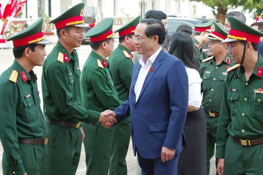 Phó Chủ tịch Quốc hội, Thượng tướng Trần Quang Phương thăm, tặng quà Tết tại huyện Tuy Đức, Đắk Nông